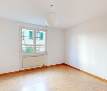 grosszügige Wohnung mit Charme - Photo 3