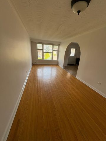 For Lease - 100 Snowood Court, Toronto, Ontario - Photo 2