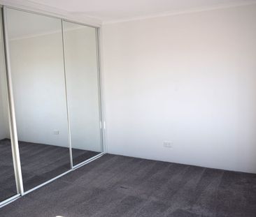 Lovely townhouse 3 bedroom 2 bathroom 3 toilets, split air conditio... - Photo 2