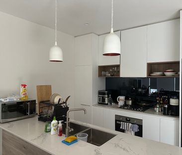 Altona North - Photo 2
