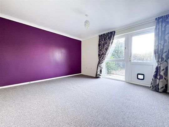 Jephson Close, Eastbourne, BN20 - Photo 1