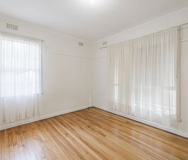 4 Lidgett Street, Bacchus Marsh, Vic 3340 - Photo 3