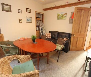 4 bedroom private hall to rent - Photo 1