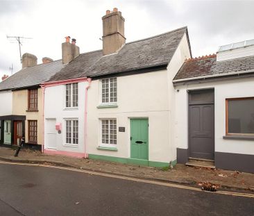 2 bedroom terraced house to rent - Photo 4