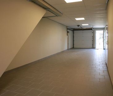 Vernieuwde woning, label C, tuin en garage - Photo 1