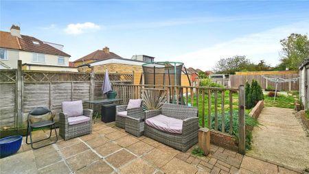 3 bedroom detached house to rent - Photo 5