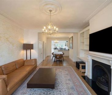 4 bedroom terraced house to rent - Photo 1
