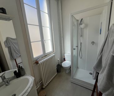 Location Maison 4 pièces 78m² JARNAC 16200 - Photo 5