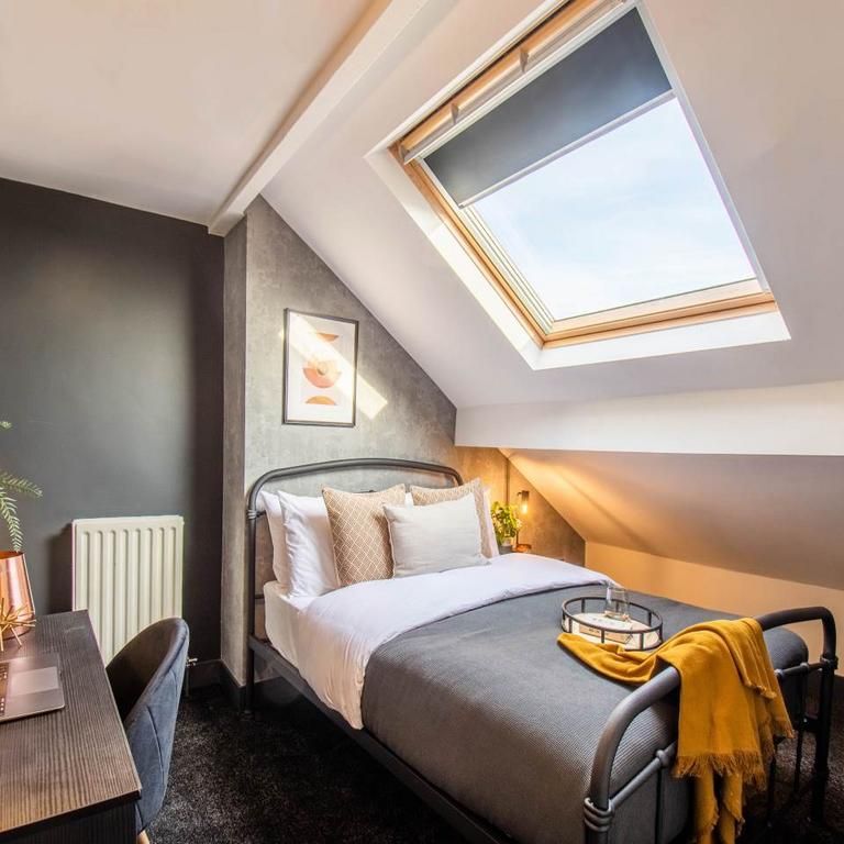 1 bedroom in a house share to rent - Photo 1