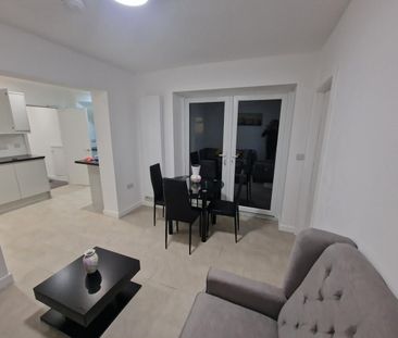 Room in a Shared House, Ringwood Crescent, BS10 - Photo 2