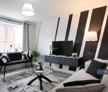 3 bedroom semi-detached house to rent - Photo 2