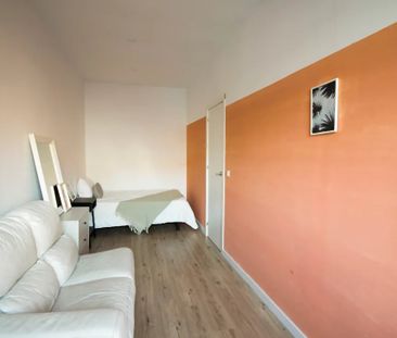 Carrer dAribau, Barcelona, Catalonia 08036 - Photo 1