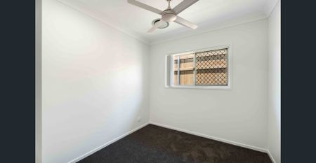 Brand New in Wondunna - 3 Bed + Ducted AC - Photo 2