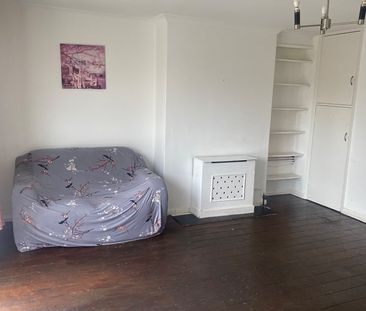 3 Bed Flat, Maryland Street, E15 - Photo 1