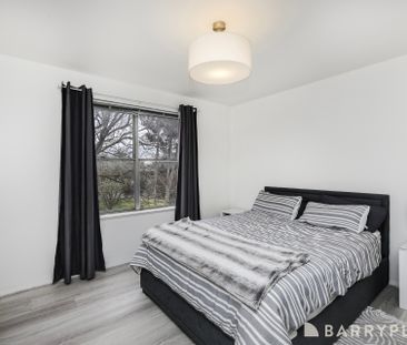 Light-Filled 3-Bedroom Apartment with Secure Parking. - Photo 4