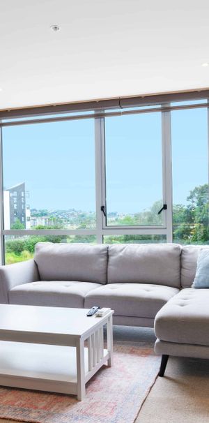 3 Bedrooms, Study, Albany Apartment - Photo 1