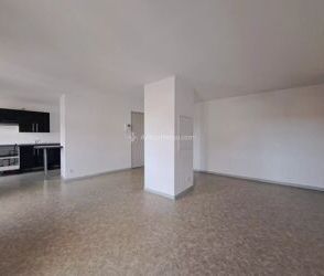 Location Appartement 3 pièces 59 m2 à Carmaux - Photo 1