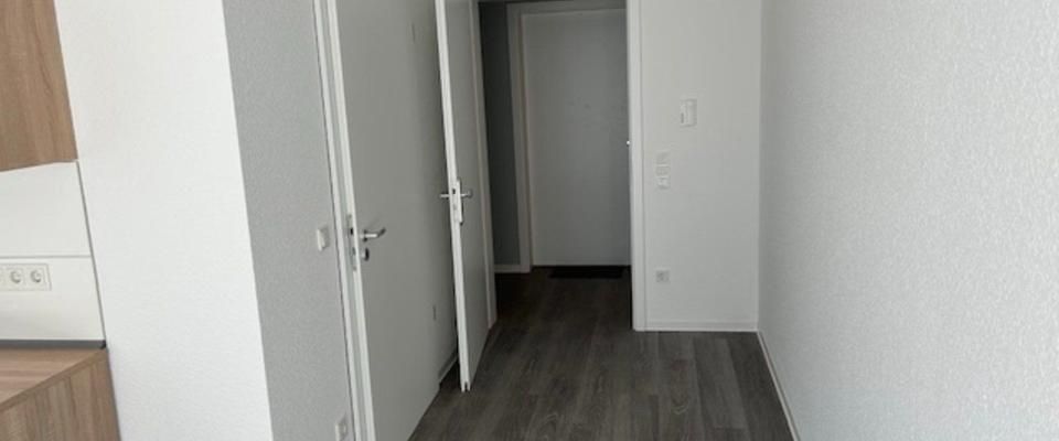 Super Neubau-Studenten-App. Nr. 9, 1. OG mit Balkon, neuester Standard - Foto 1