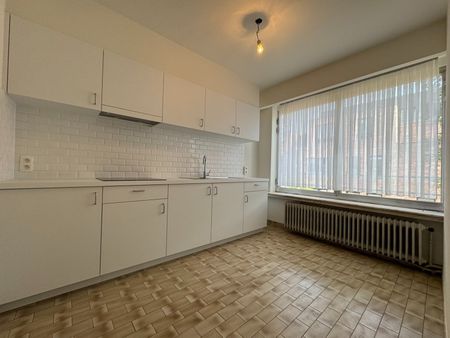Gerenoveerd 3-slaapkamer appartement met garagebox in centrum Turnhout - Foto 4