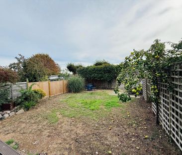 4 bedroom semi-detached house to rent - Photo 3