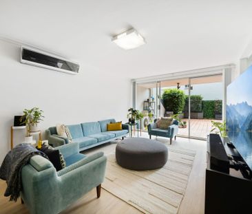 A Semi-Sized Parkside Apartment in Paddington Gardens - Photo 2