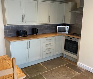 72 Fitzwilliam Street, Huddersfield, HD1 - Photo 6