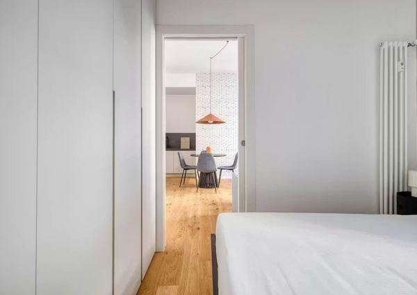 Via Francesco Daverio, Milan, Lombardy 20122