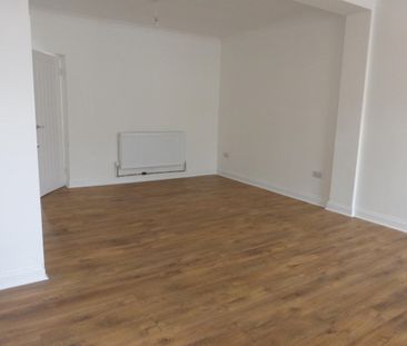 Lincoln Street, PORTH - Photo 1