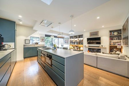 Cambridge Gardens, North Kensington, W10, London - Photo 5