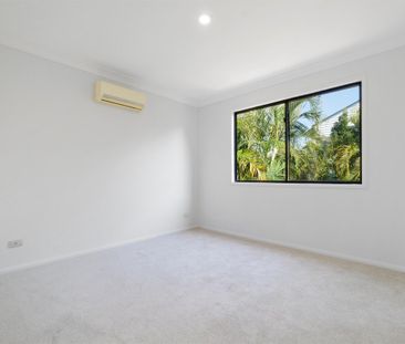 Townhouse In Prime Toowong Position - Photo 1