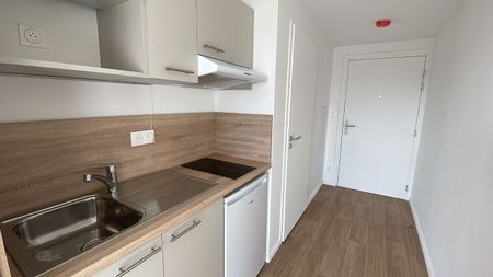 Location Appartement 1 pièce Meublé 17m² NANTES 44300 - Photo 2