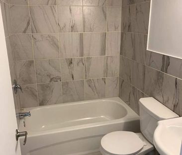 1 CH - 1 SDB - Laval - $1,300 /mo - Photo 3