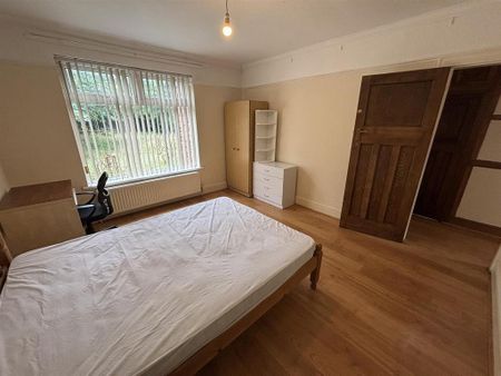 3 bedroom private hall to rent - Photo 5