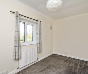 4 bed terraced house to rent in Rising Lane, Knowle, Solihull - Photo 6