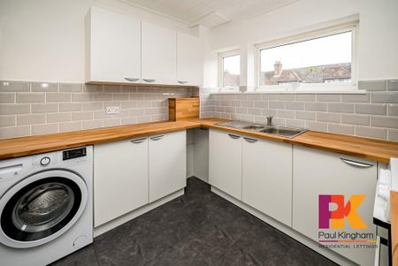 3 bedroom maisonette to rent - Photo 4