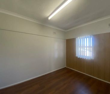 67 Parker Street, Penrith NSW - Photo 3