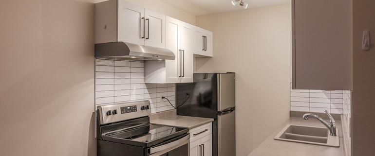 Monte Carlo Apartments | 165 Edmonton Ave, Penticton - Photo 1