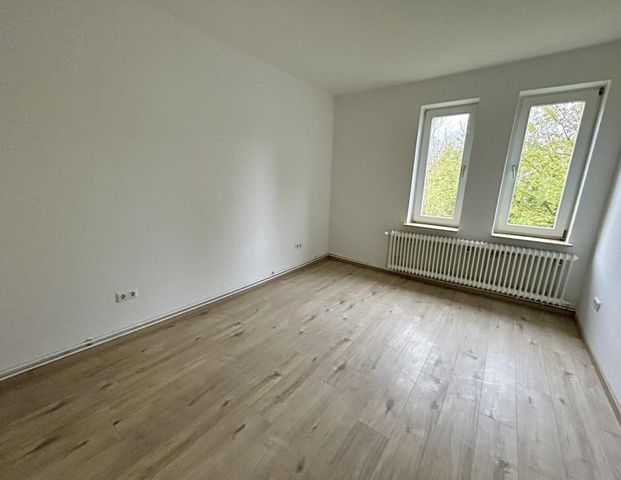 Bezaubernde 3-Zimmer Wohnung im schönen Fedderwardergroden! - Photo 1