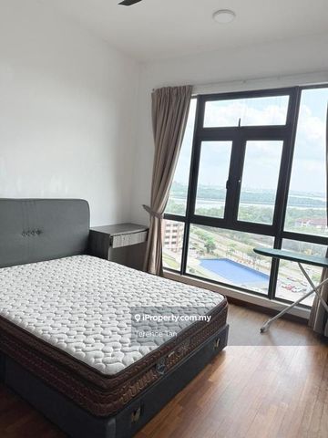 Crescent Bay Suites (Teluk Bayu), Taman Bayu Puteri, Johor Bahru - Photo 2