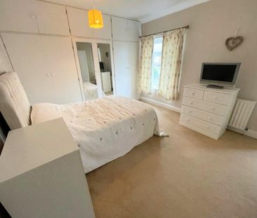 2 bedroom semi-detached house to rent - Photo 4