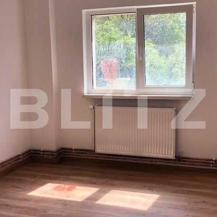 Apartament 4 camere, zona strazii Aurel Vlaicu, prima inchiriere - Fotografie 1