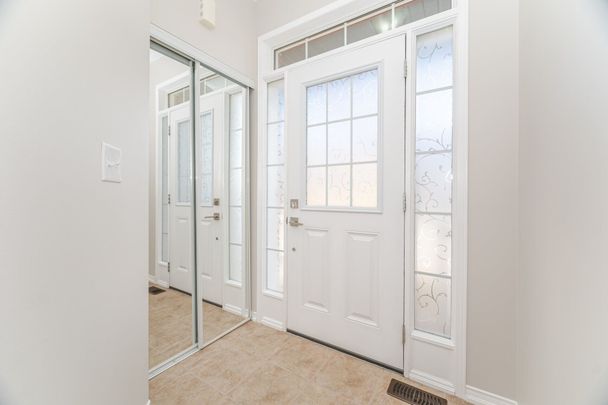 For Lease - 745 Farmstead Drive Unit# 4, Milton, Ontario - Photo 1