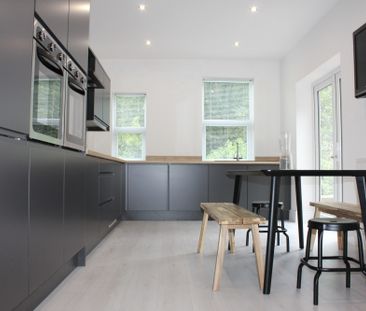 North Cliff Street, Preston - Photo 2