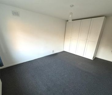 2 Bedroom Apartment To Let - Photo 2