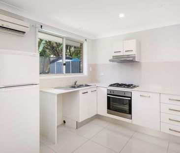 Spacious Two Bedroom House in Marrickville - Photo 4