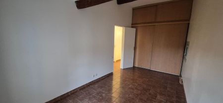 AVIGNON 750 INTRA MUROS T3/4 AVEC PLACE DE PARKING, - Photo 3