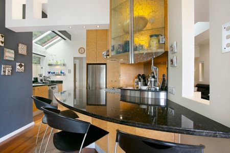 117 Prince Alfred Parade, Newport NSW 2106 - House For Rent | Domain - Photo 2