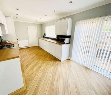 Jenkins Row, Rhymney, Tredegar, NP22 - Photo 6