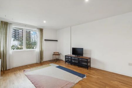 2 bedroom flat in 1 Poole Street - Photo 3