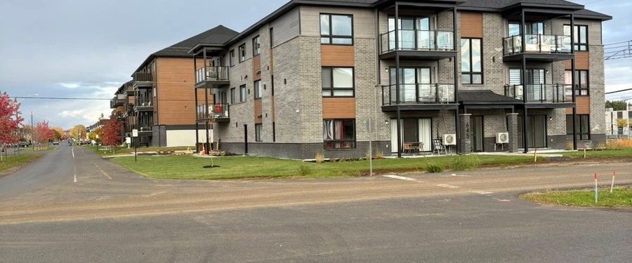 À louer / Appartement - Photo 1